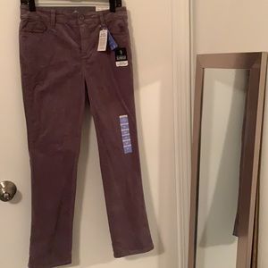 Excalibur Grey - soft finewale corduroy St. John’s Bay Size 6P.. Straight leg